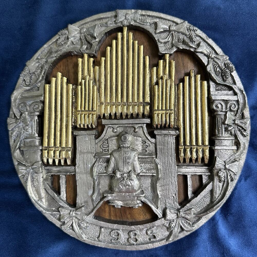 Michael Ricker Pewter 1985 Lady Organ Walnut 992/3250 Holiday Christmas Signed